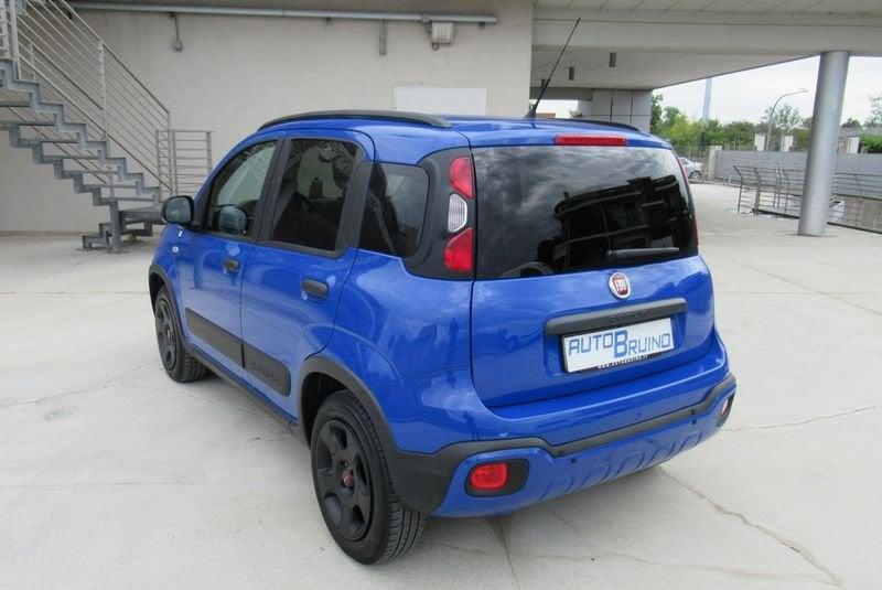 FIAT Panda PANDA 1.2 CITY CROSS Waze