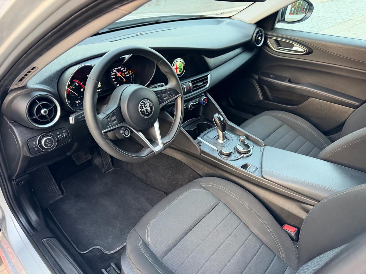 Alfa Romeo Giulia 2.2 Turbodiesel 150 CV AT8 Business