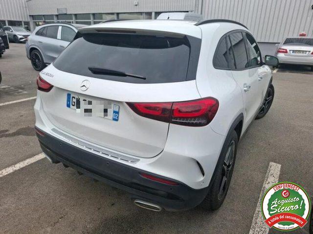 MERCEDES-BENZ GLA 200 d Aut. Premium AMG * TETTO *PACK NIGHT