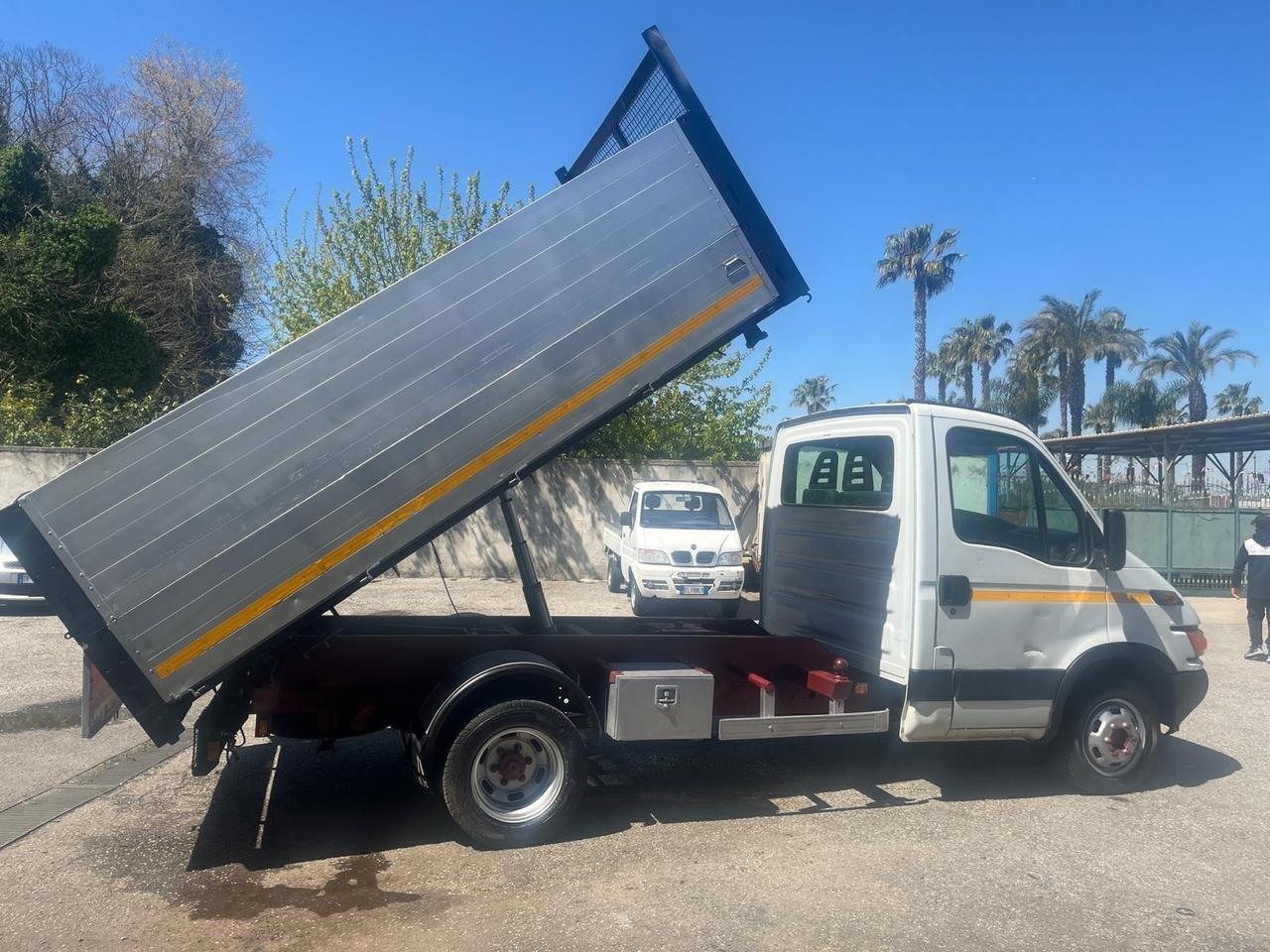 Iveco Daily 50c13 cassone ribalt/tril-2002