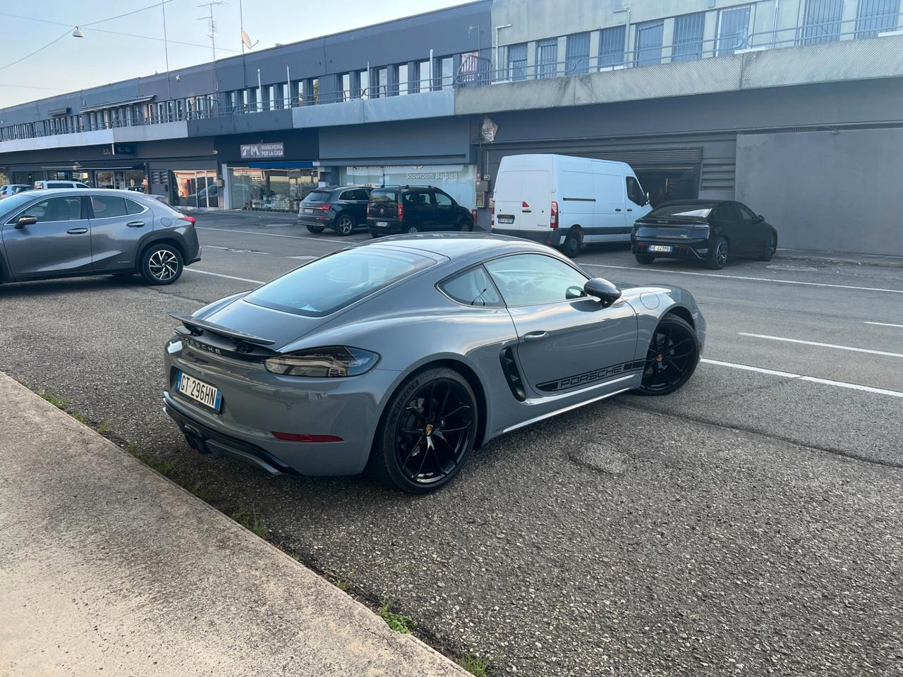 Porsche Cayman 718 STYLE EDITION