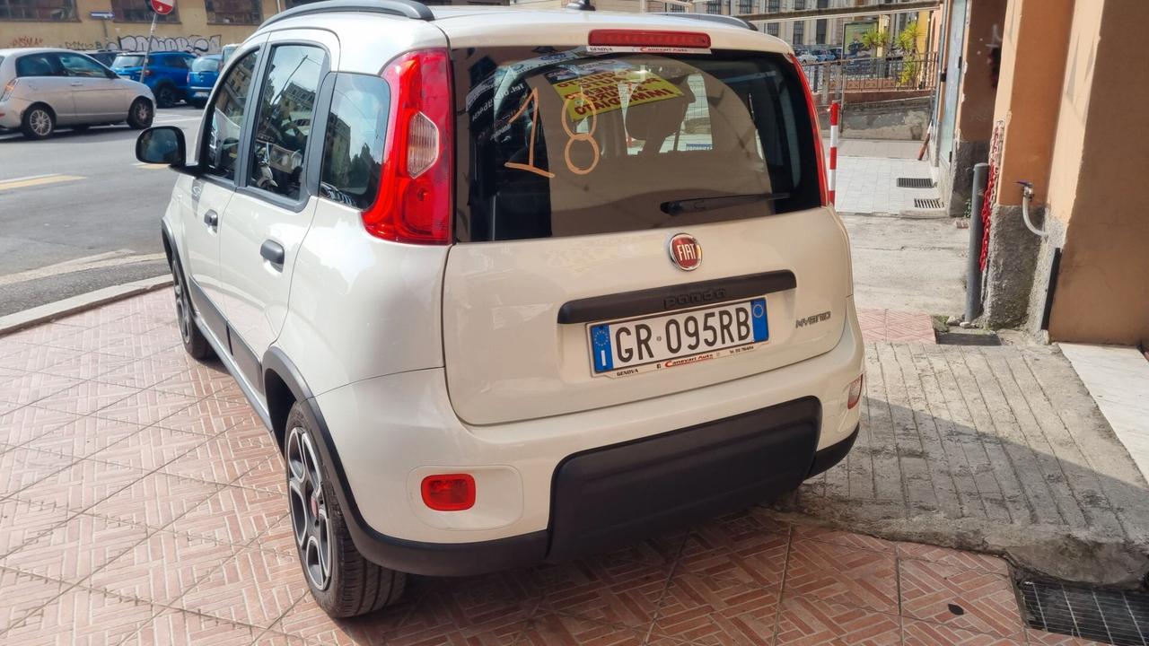 Fiat Panda Cross 1.0 FireFly S&S Hybrid