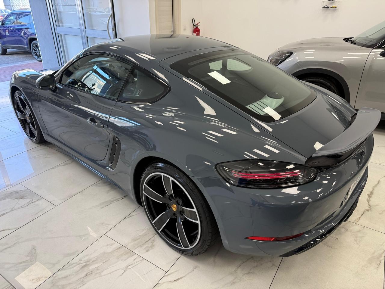 PORSCHE 718 CAYMAN 2.0 300 CV