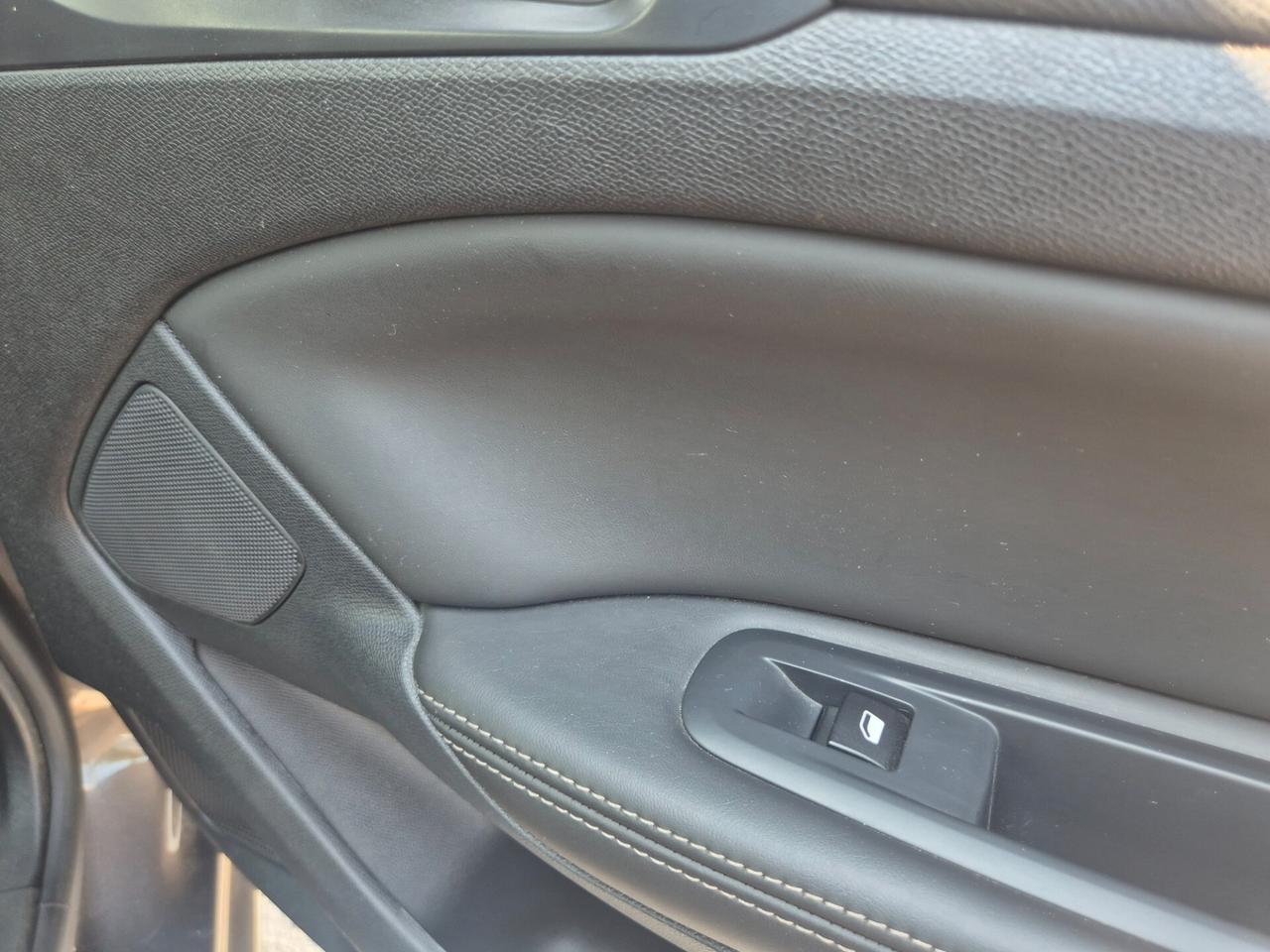 Peugeot 308 BlueHDi 120 S&S Allure