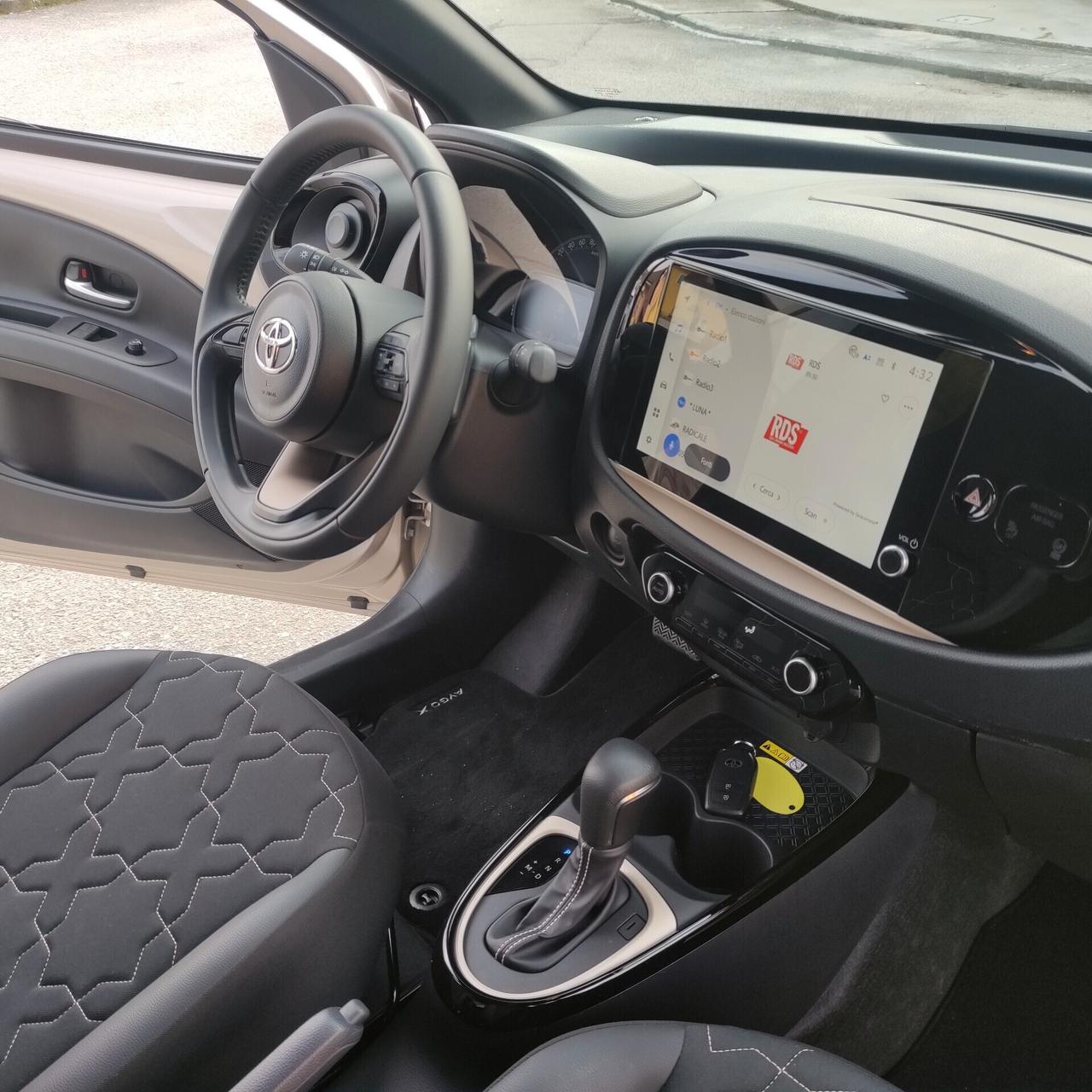 Toyota Aygo X 1.0 VVT-i 72 CV 5 porte JBL Special Edition S-CVT