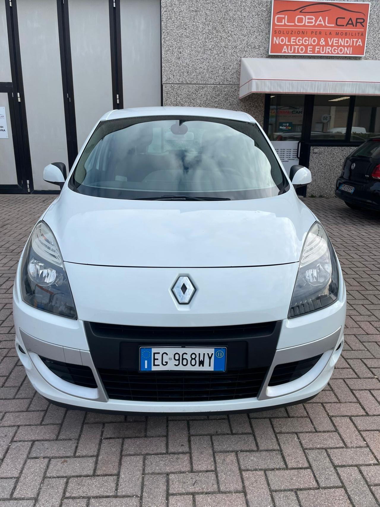 Renault Scenic X-Mod 1.5 dCi 110CV Luxe Ok neopatentati