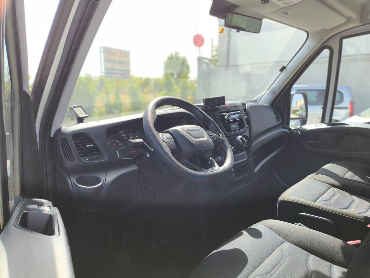 IVECO DAILY 35C16 GRUPPO E FRIGO THERMOKING STRADA RETE 380 V. RIF:3525
