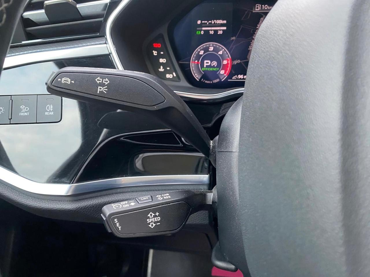 AUDI Q3 SPORTBACK 40 TDI S line 2021