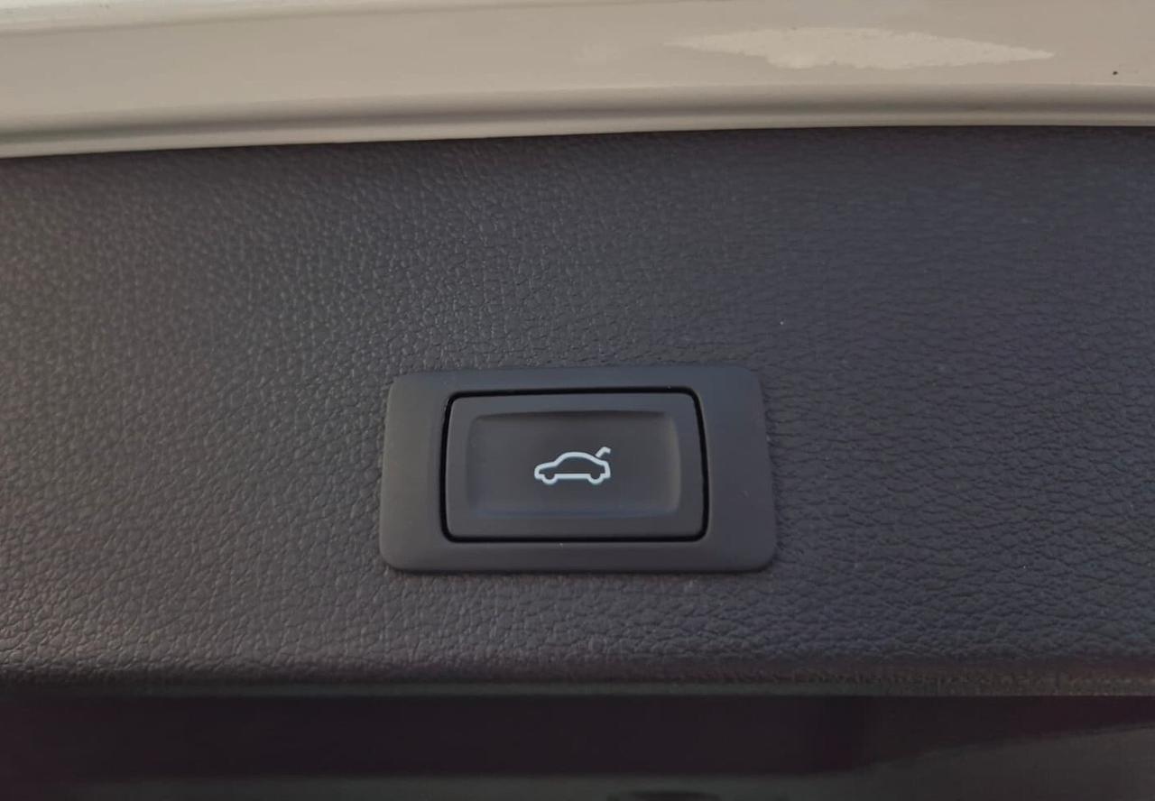 Audi Q2 30 TDI 116CV S-tronic Admired Advanced