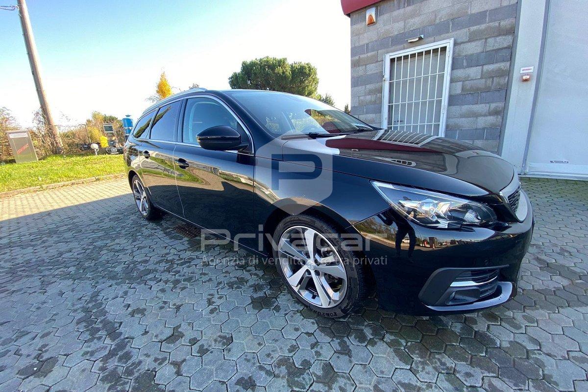 PEUGEOT 308 PureTech Turbo 130 S&S SW Allure