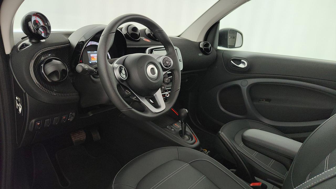 SMART Fortwo Cabrio eq suitered 22kW