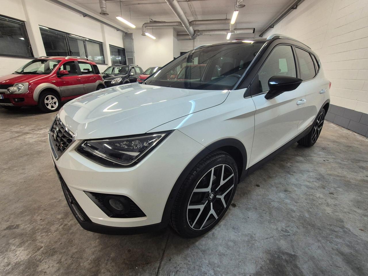 Seat Arona 1.0 TGI FR PARI A NUOVO!!!!!!!