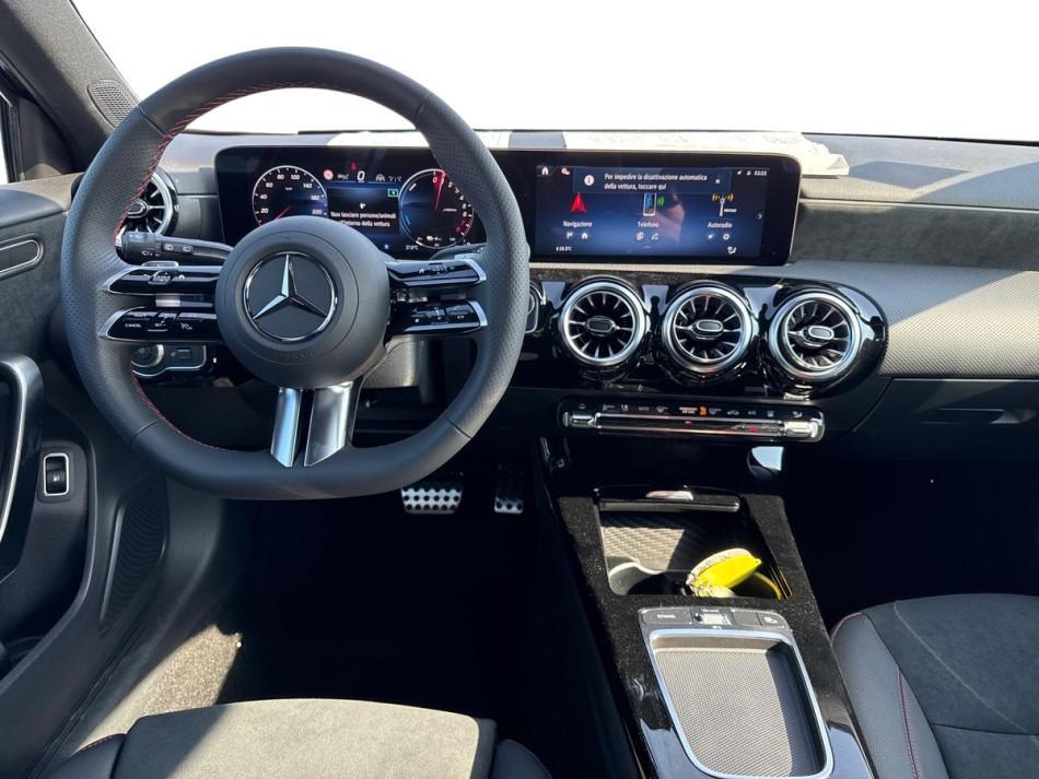 Mercedes Classe A 250 250 e Plug-In-Hybrid Premium Plus AMG Line Speedshift DCT AMG 8G