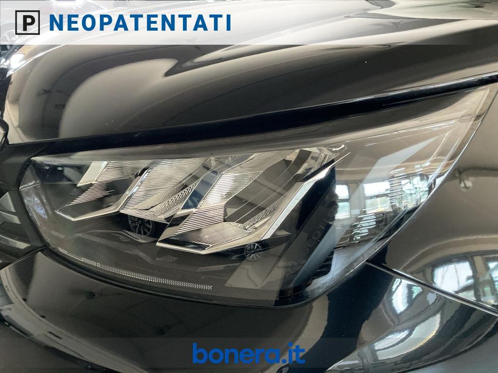 Peugeot 2008 1.2 PureTech Allure