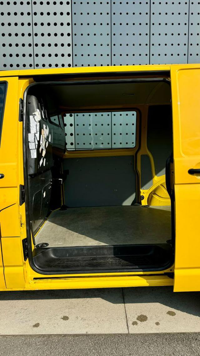 VOLKSWAGEN T5 Transporter