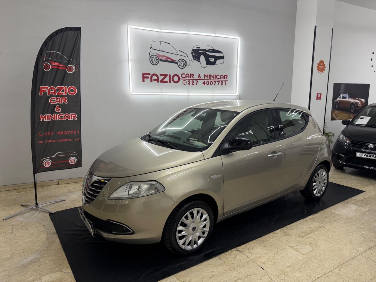 Lancia Ypsilon 1.2 69Cv