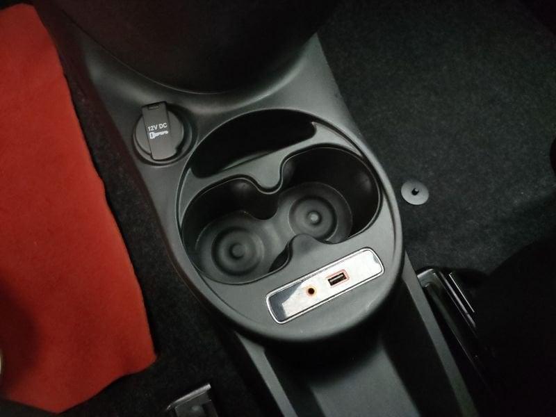Abarth 500 1.4 T-Jet 595 145cv
