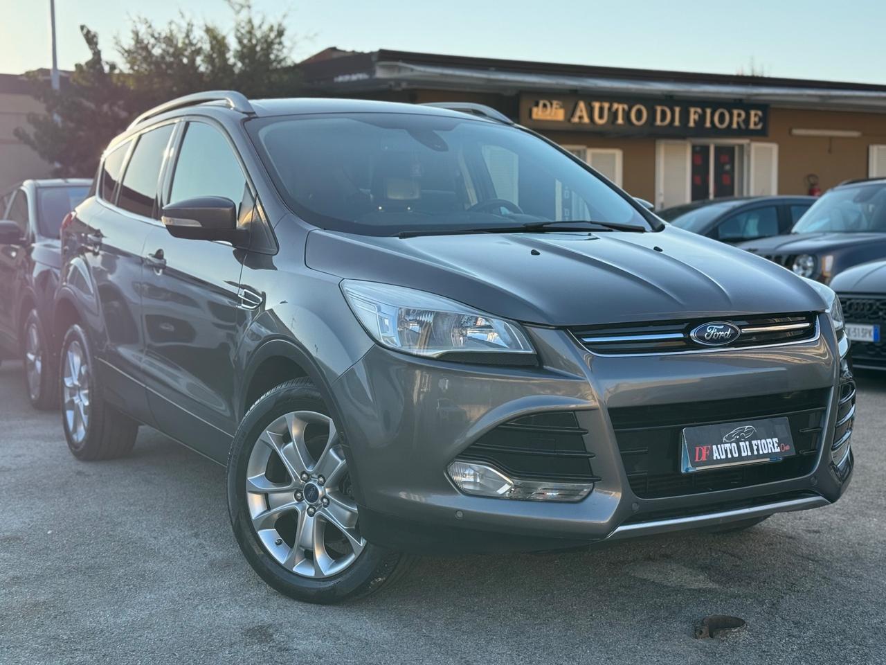 Ford Kuga 2.0 TDCI 163 CV 4WD Titanium NAVI RETROCAMERA