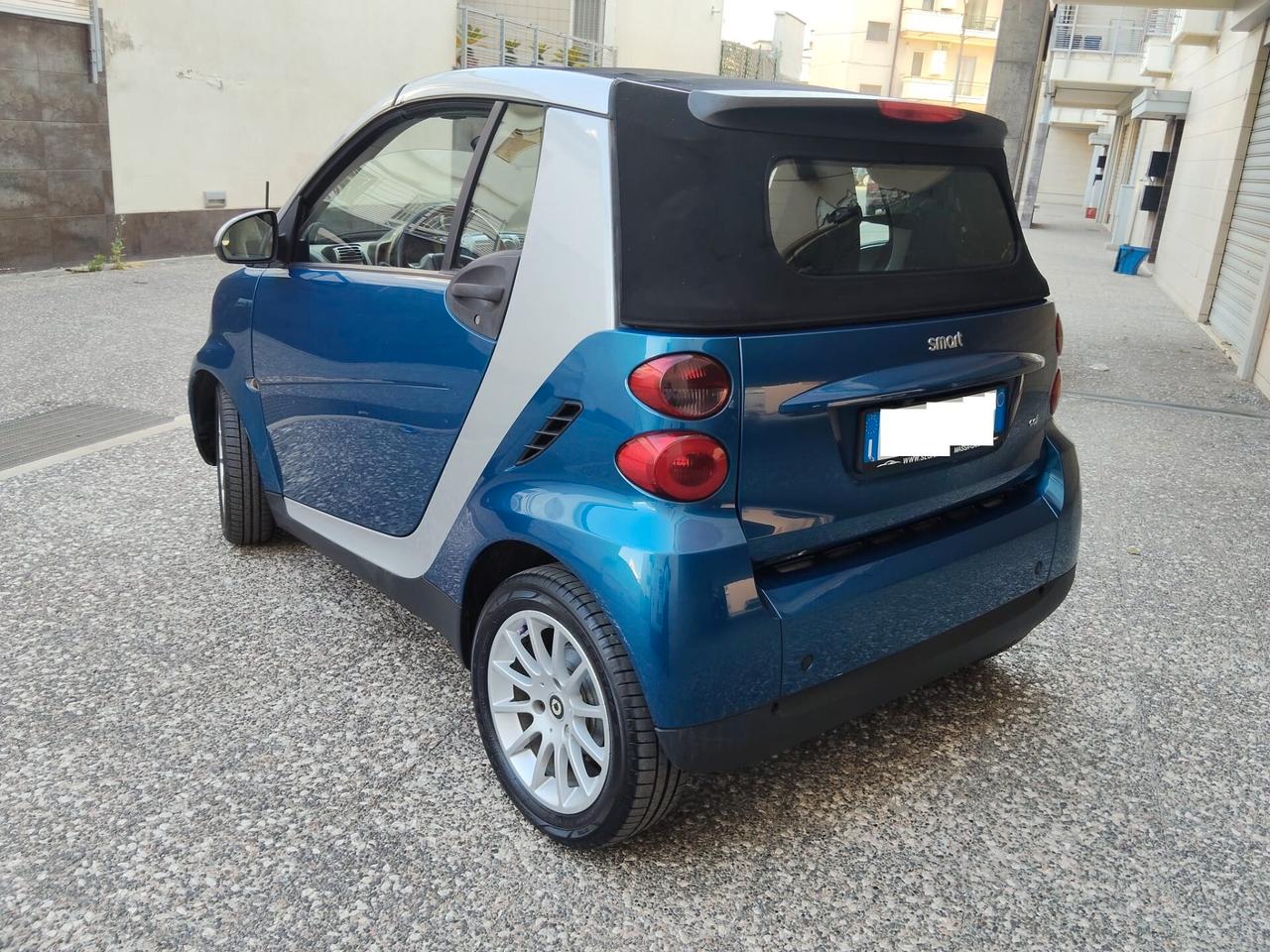Smart ForTwo 800 33 kW cabrio passion cdi