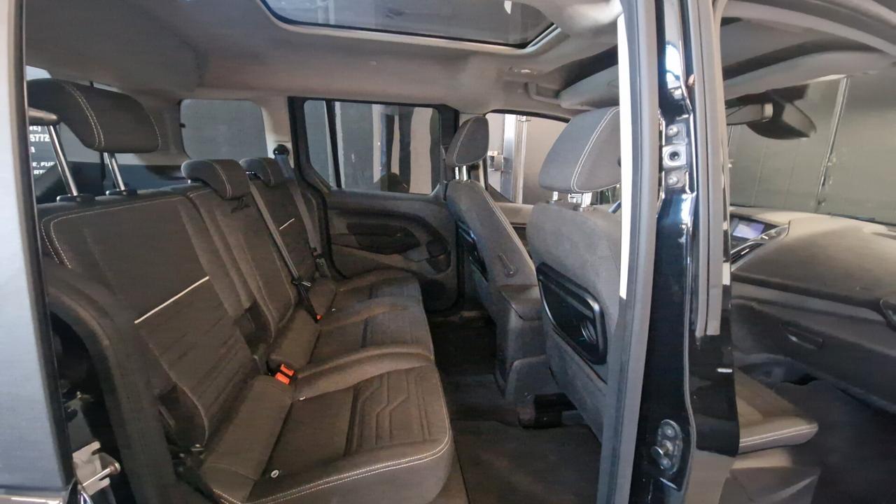 Ford Tourneo Connect 1.6 TDCi 115 CV Titanium