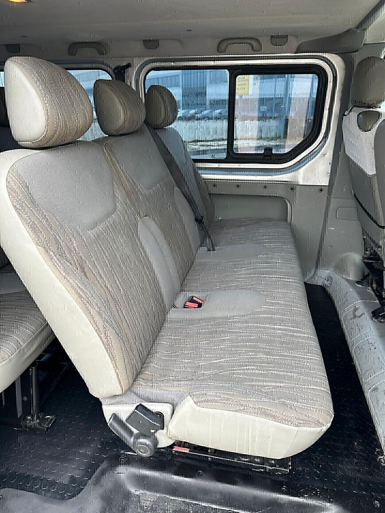 NISSAN PRIMASTAR CON 6 POSTI SUPER PREZZO!