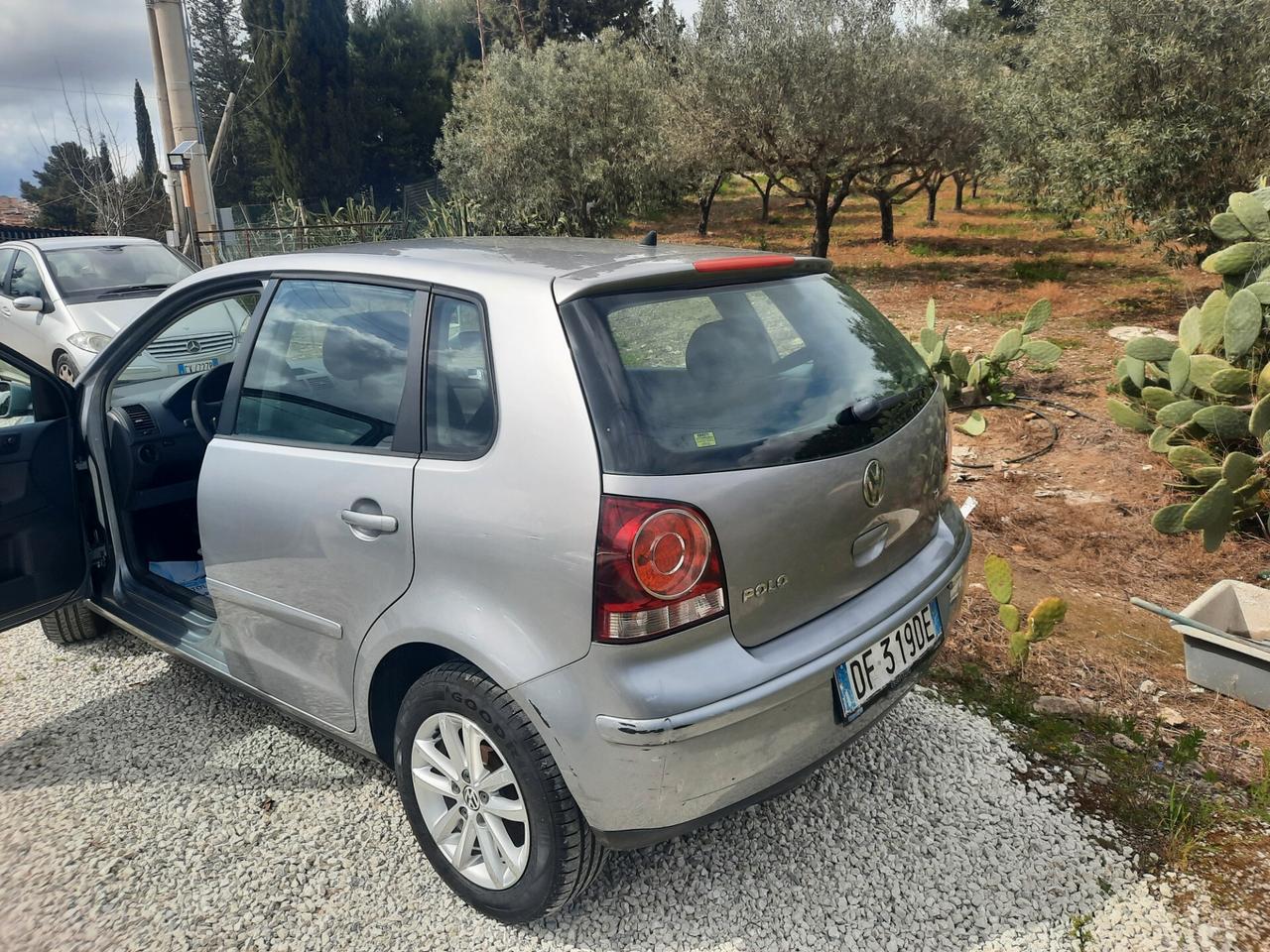 Volkswagen Polo 1.2 CONFORTLINE