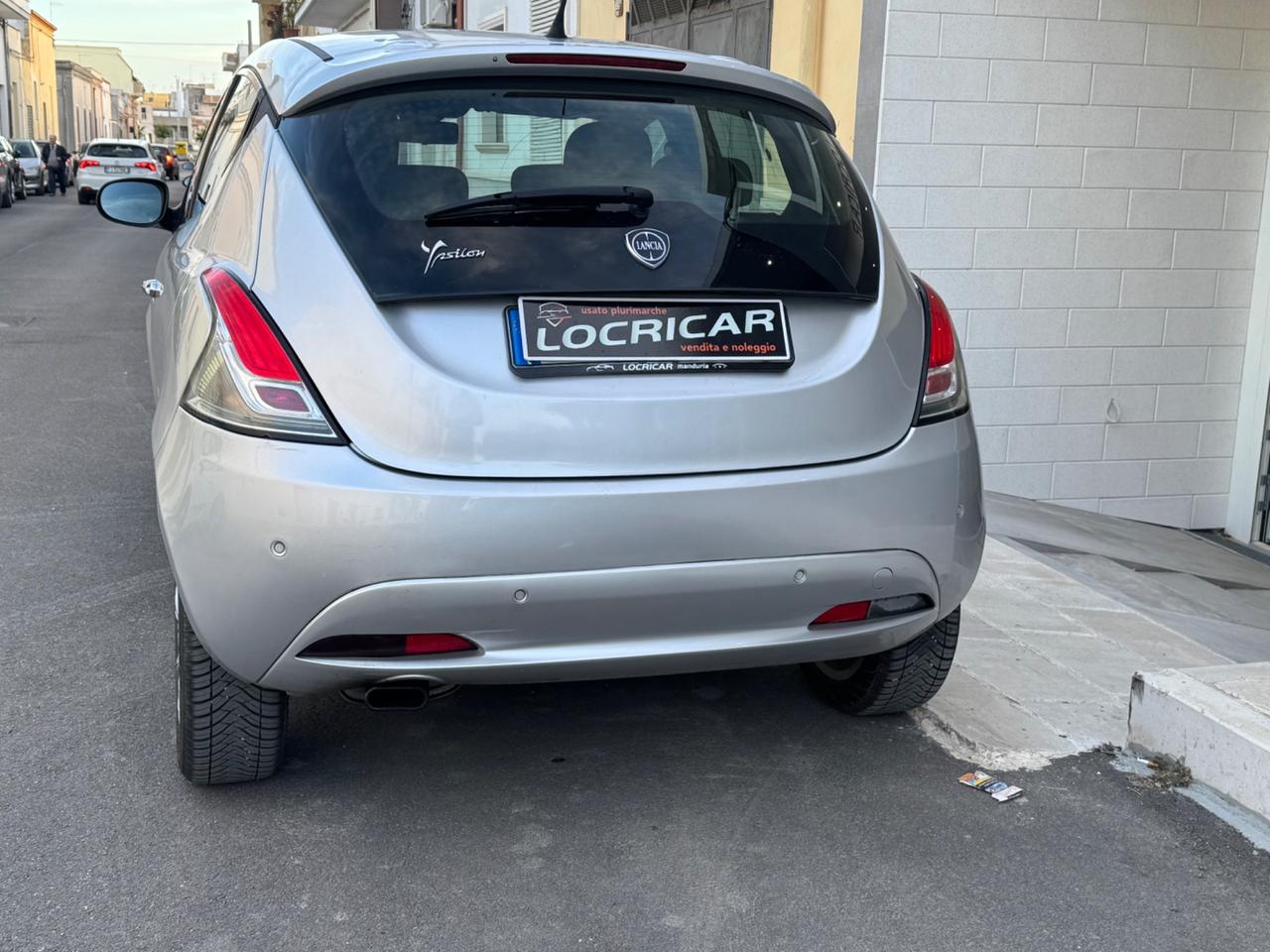 Lancia Ypsilon 1.3 MJT 16V 80 CV 5 porte S&S Silver