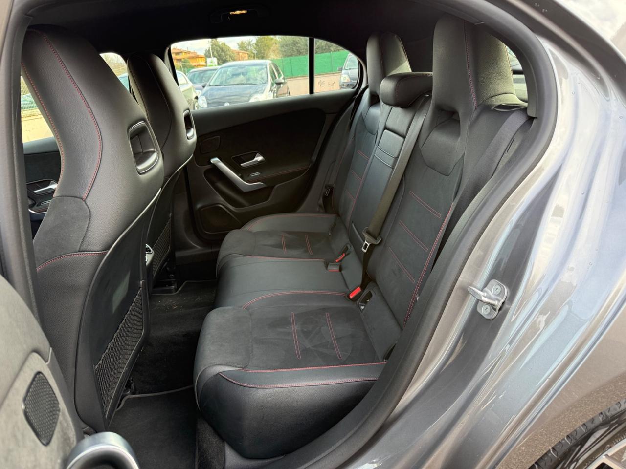 Mercedes-benz A 180 d AMG Line Premium