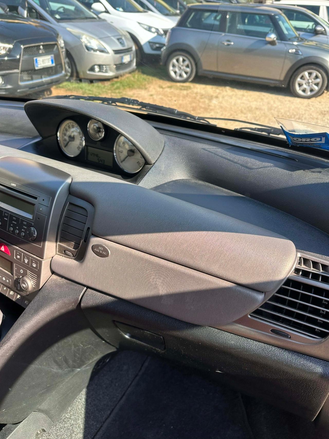 Lancia YPSILON 1.2 KMCERT GARANZ UNICOPR