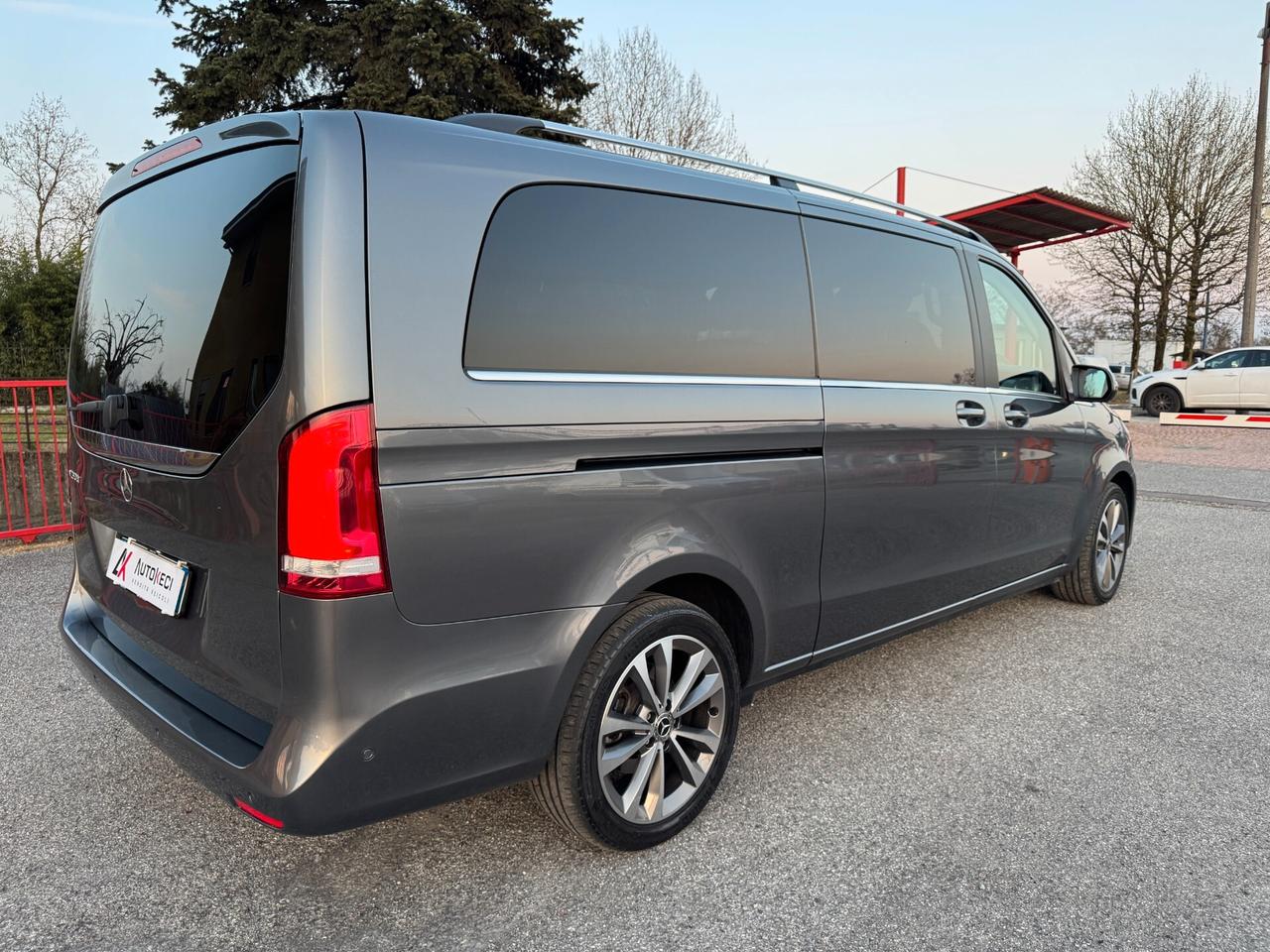 Mercedes-Benz V 250 V Extralong 250 d Avantgarde auto