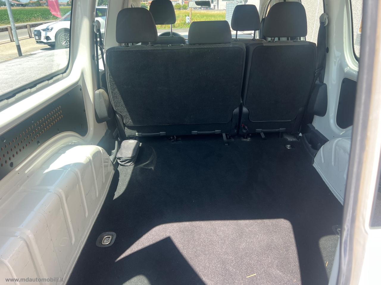 Caddy 2.0 TDI 102CV Kombi Maxi