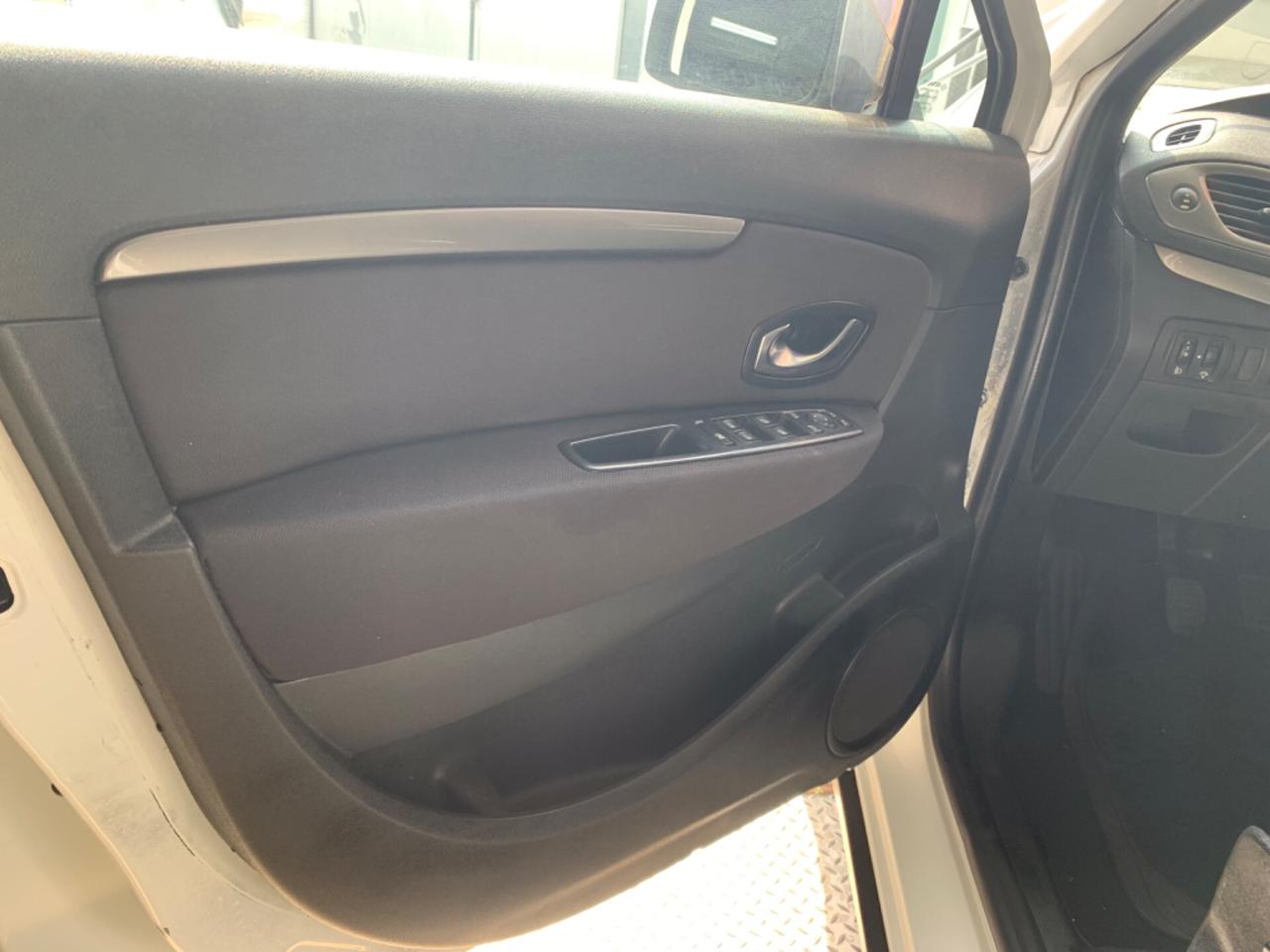 Renault Scenic Scénic XMod Cross 1.5 dCi 110CV EDC Energy