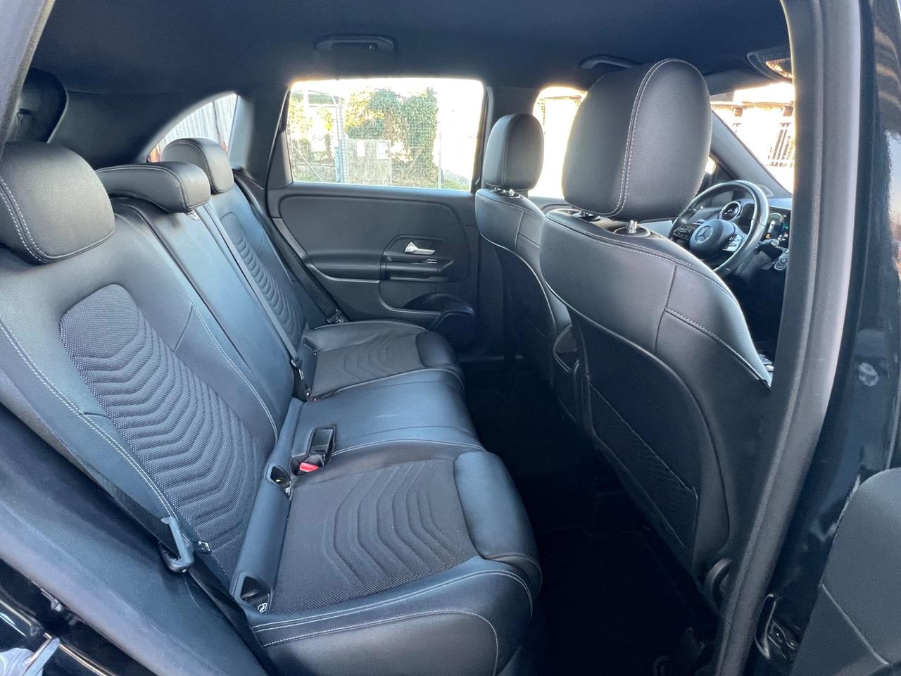 Mercedes-benz A 250 e hybrid EQ Business Extra