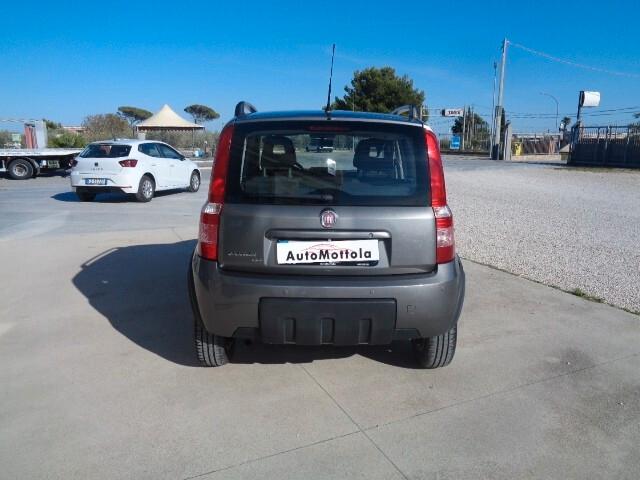 Fiat Panda 1.3 MJT 16V DPF 4x4 Climbing