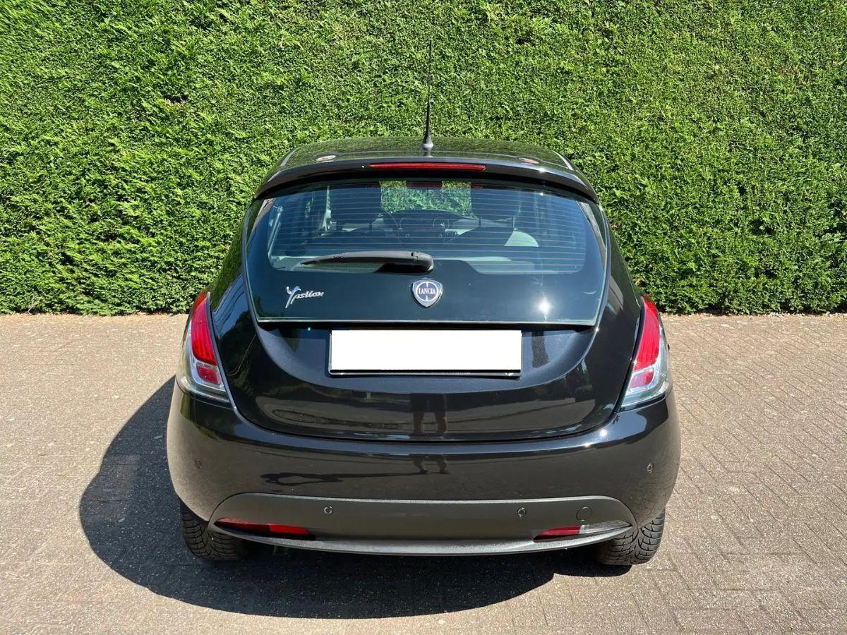 Lancia Ypsilon 1.2 70cv 5 porte Gold Neop.Ok