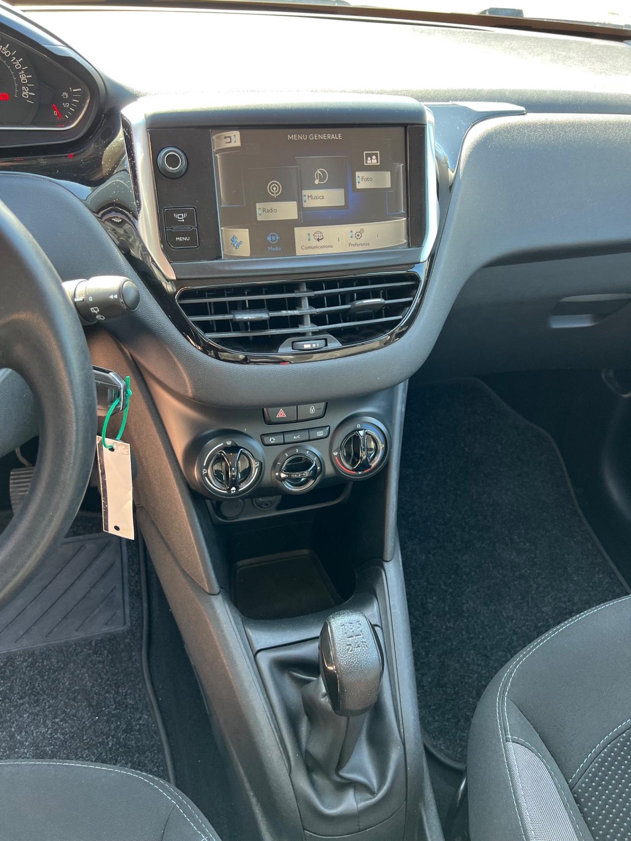 Peugeot 208 1.4 HDi 68 CV 5 porte Active