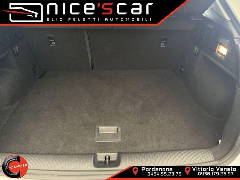 Audi Q2 35 TDI S tronic Business Sport