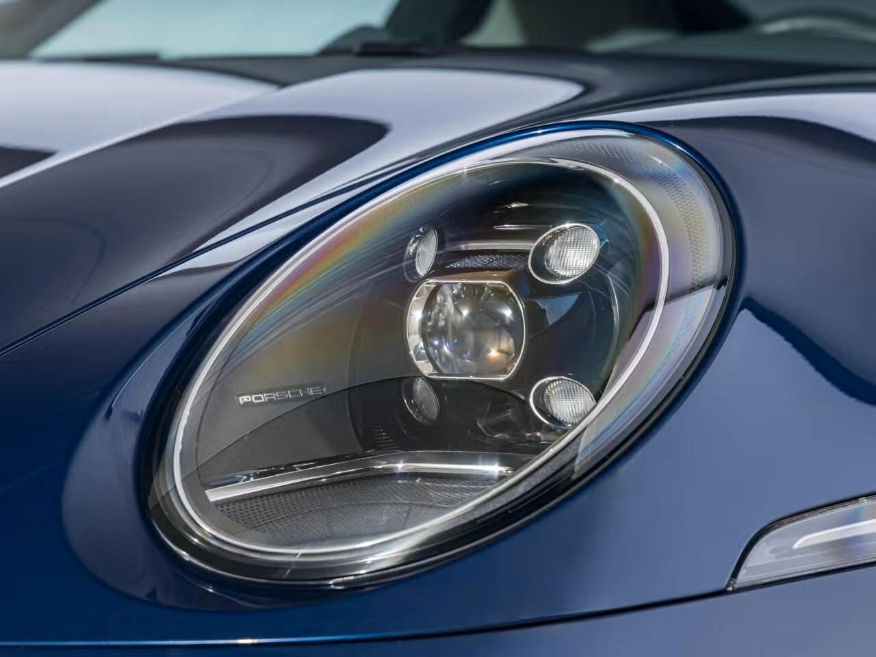 Porsche 911 Carrera 4S