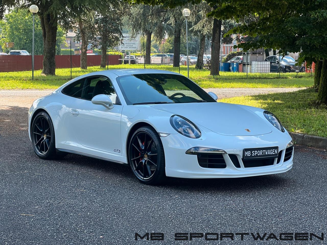 Porsche 911 3.8 Carrera 4 GTS Coupé