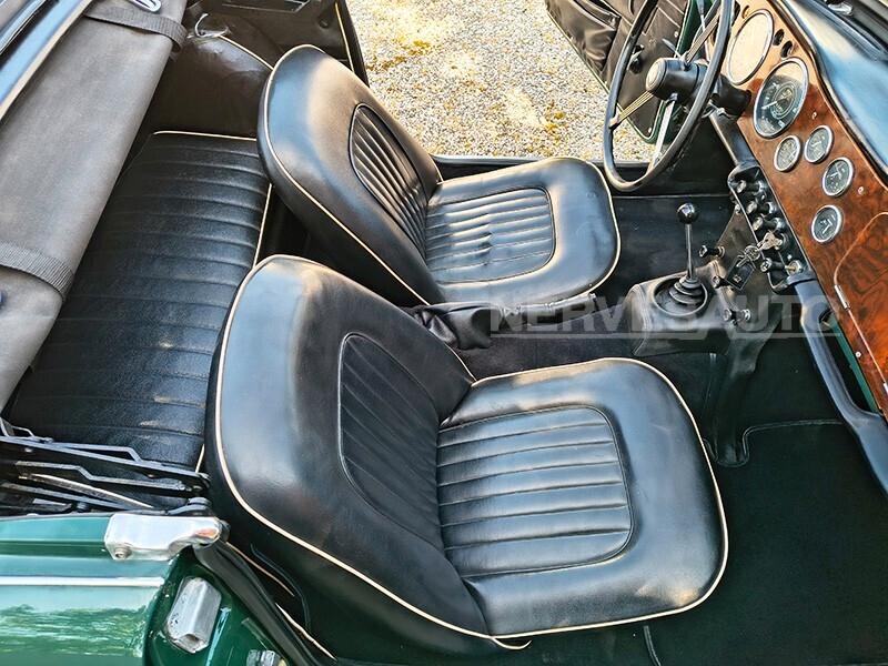 Triumph TR4 IRS Verde inglese | 1966 ASI Guida sinistra 2138 cc Ducati Bologna