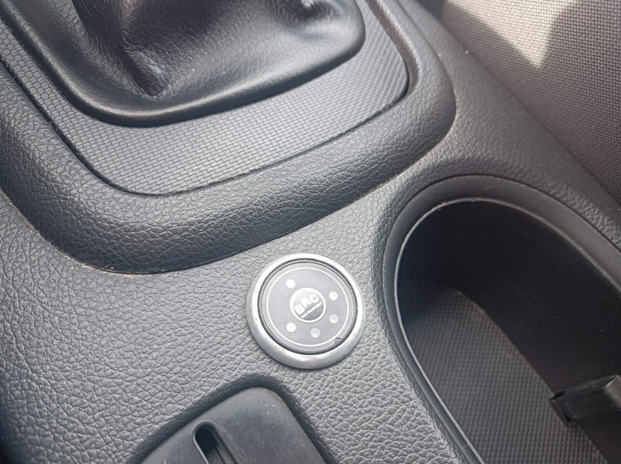 Ssangyong Korando 2.0 AWD MT GPL Limited