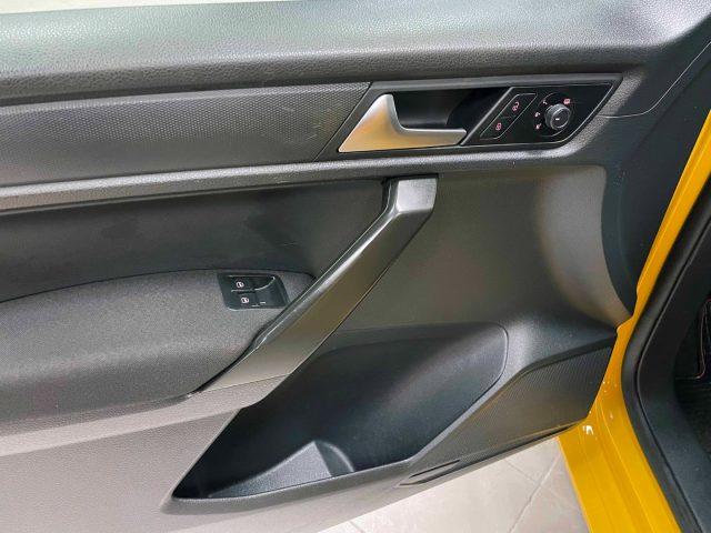 VOLKSWAGEN Caddy 2.0 TDI 102 CV TRENDLINE - IVA DEDUCIBILE