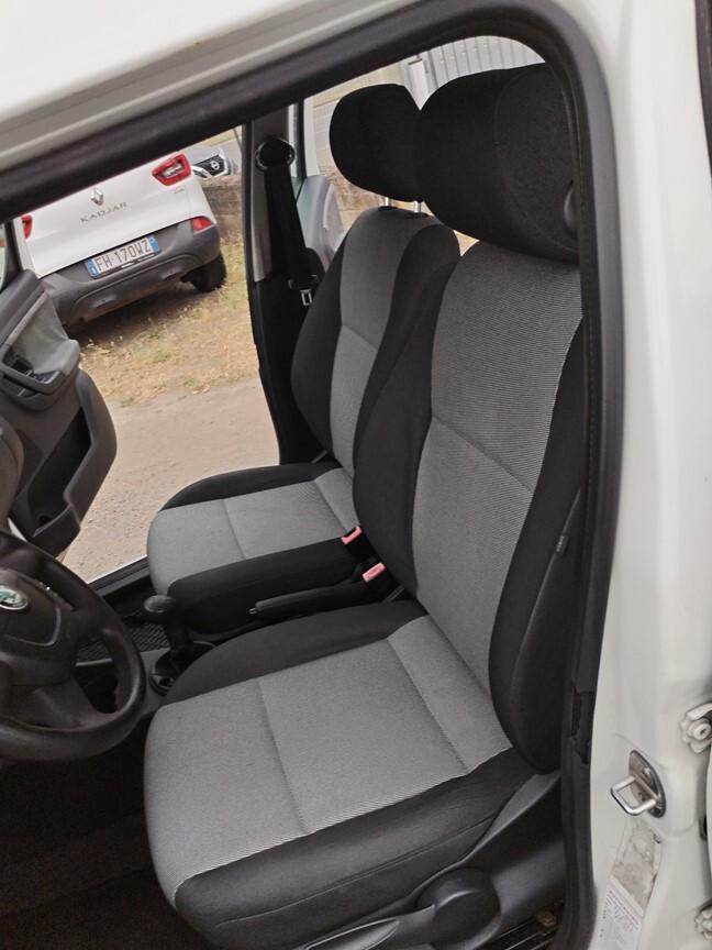 Skoda Roomster 1.2 70CV 2011 KM 162000