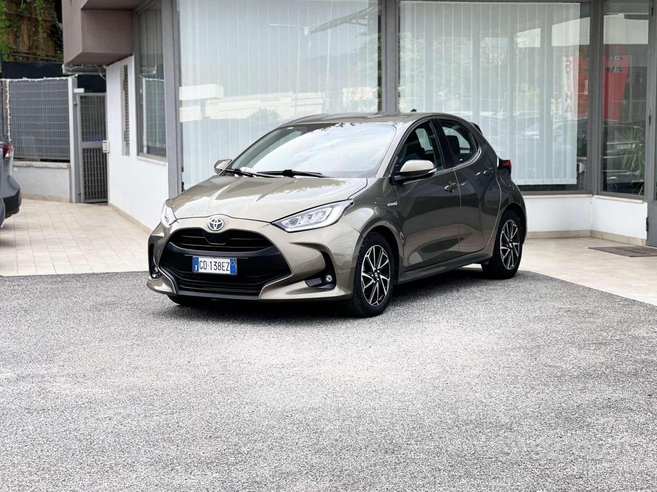 Toyota Yaris 1.5 Hybrid 92CV E6 Neo - 2020