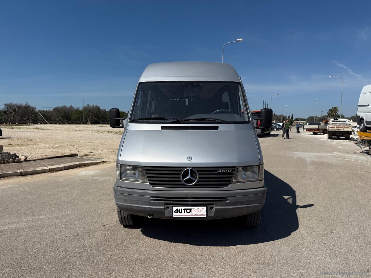 Sprinter K30/28 208 CDI Kombi