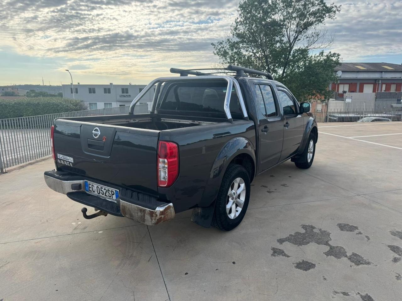 Nissan Navara 2.5 dCi 4 porte Double Cab XE