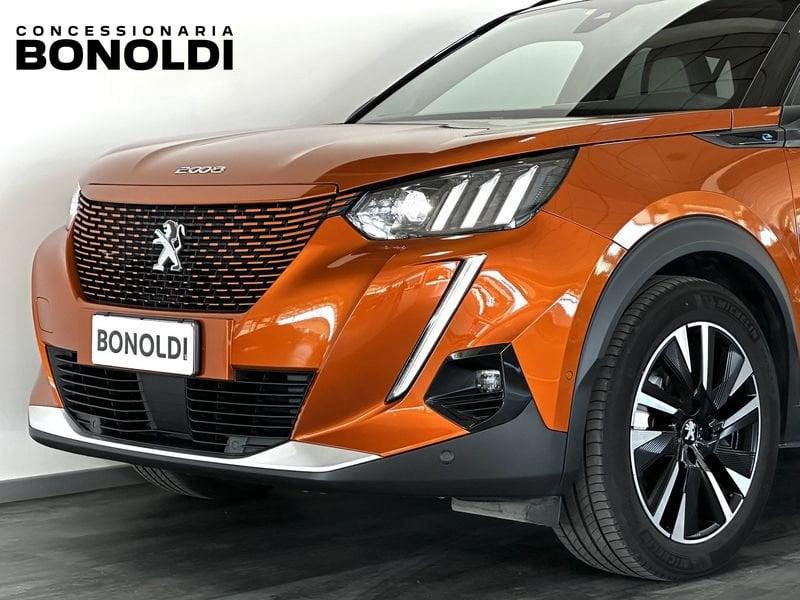Peugeot 2008 motore elettrico 136 cv GT Full Led Tetto Neopat.