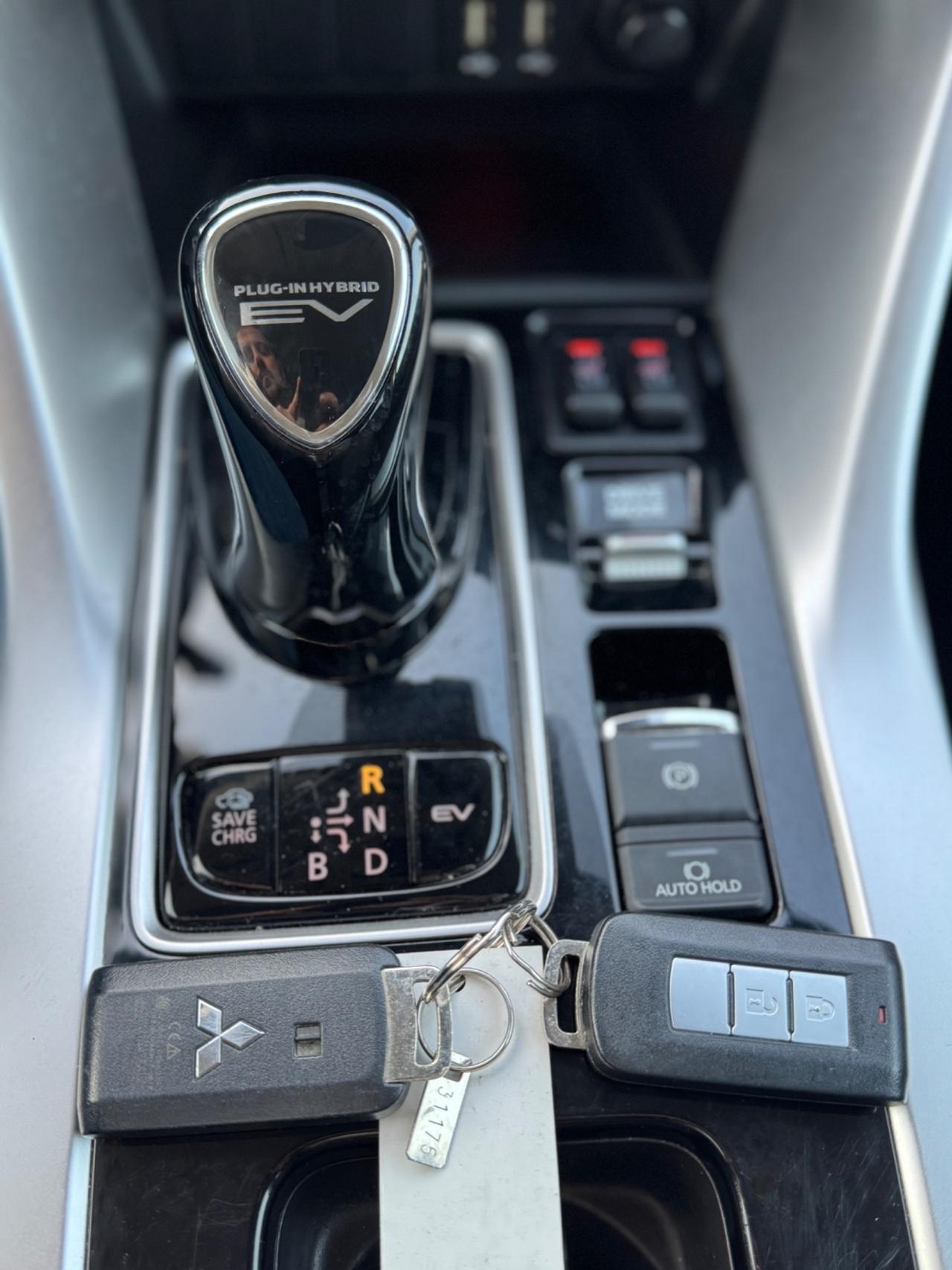 Mitsubishi Eclipse Cross 2.4 MIVEC 4WD PHEV Intense 39,999km