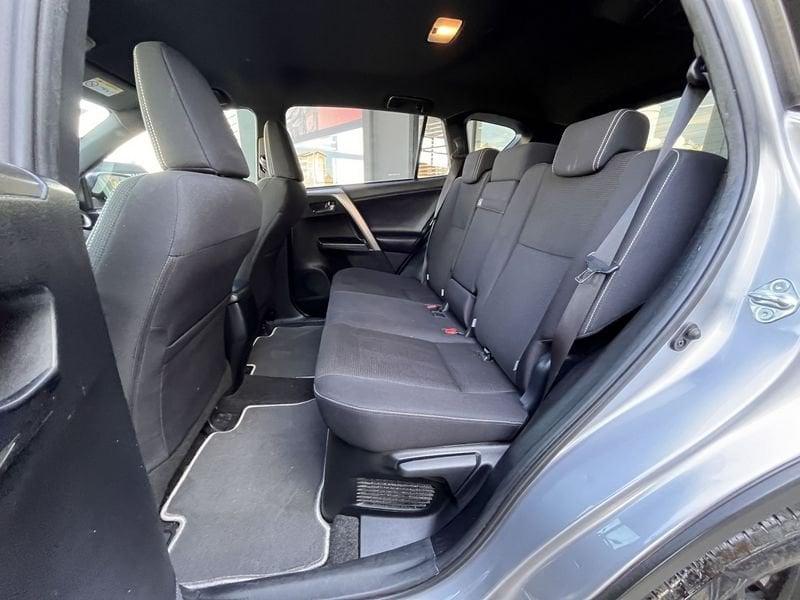 Toyota RAV4 Hybrid 2.5 HV 197cv E-CVT Dynamic+ 2WD