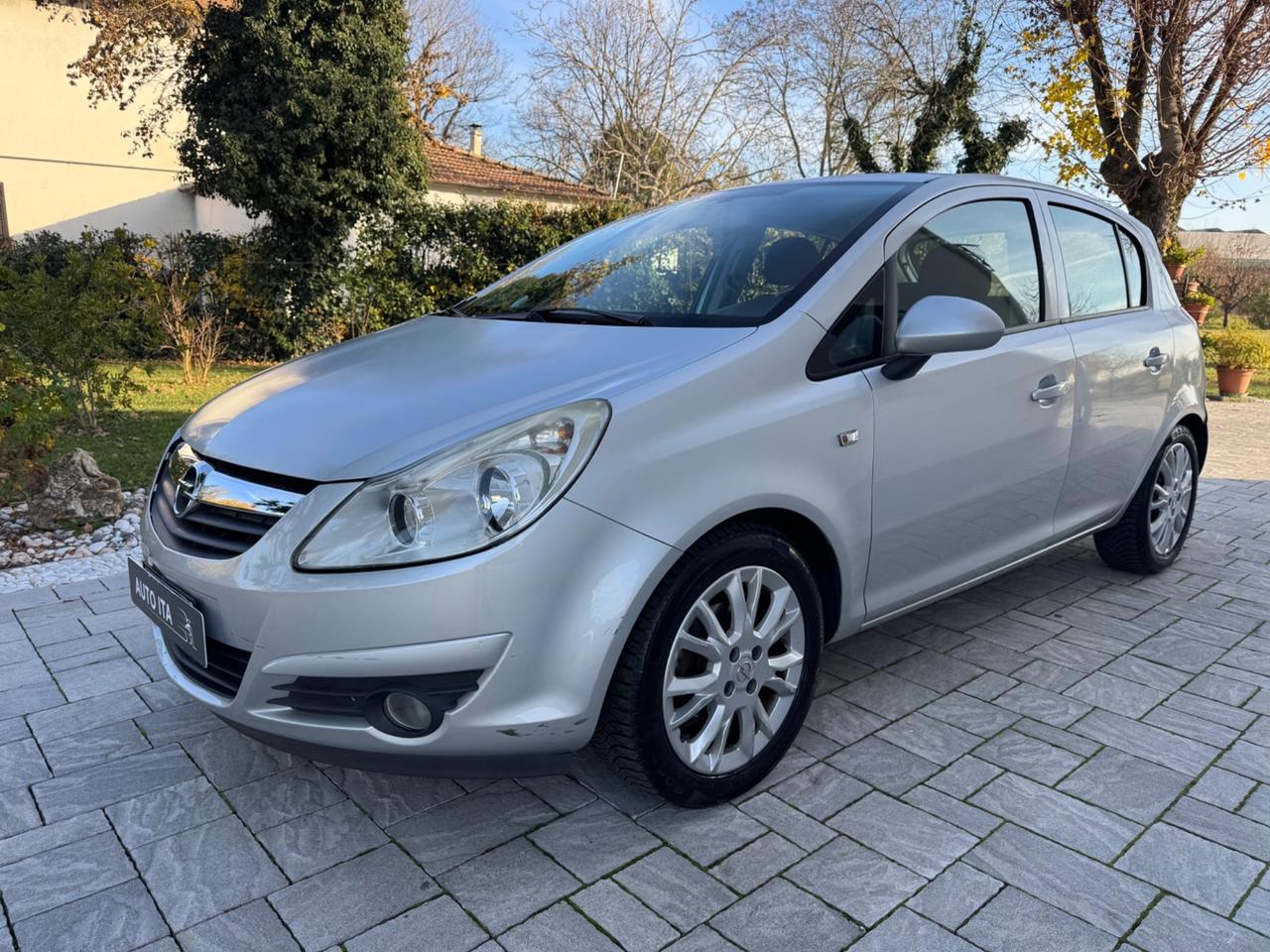 Opel Corsa 1.2 80CV 5 porte GPL-TECH Edition OK NEOPATENTATI